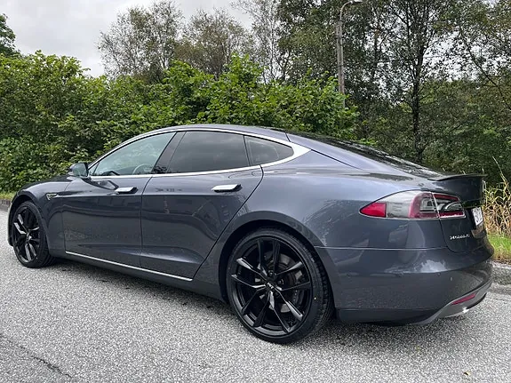 Tesla Model S 2014 photo 4