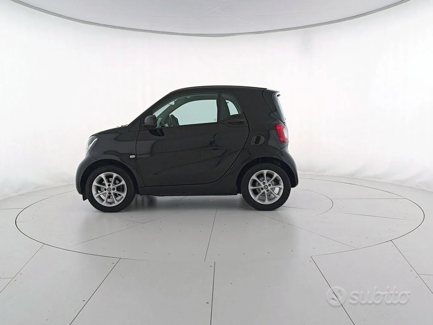 Smart Fortwo 2017 photo 3