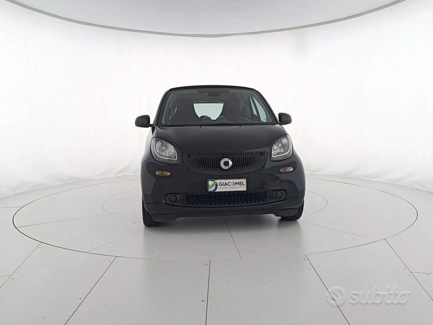 Smart Fortwo 2017 photo 2