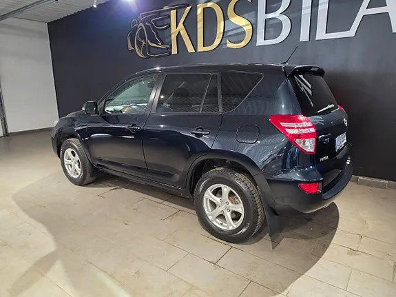 Toyota Rav4 2011 photo 3