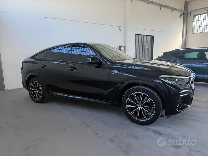 BMW X6 2022 photo 2