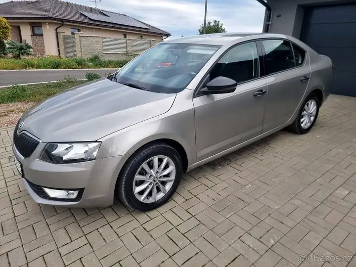 Skoda Octavia 2014 photo 2
