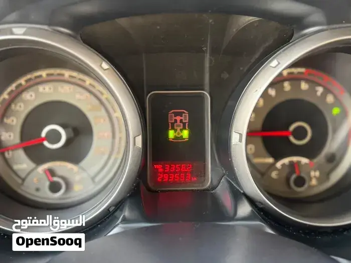 Mitsubishi Pajero 2012 photo 4