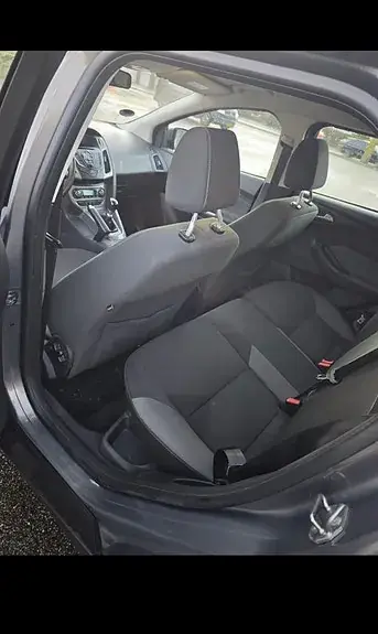 Ford Focus 2011 photo 4