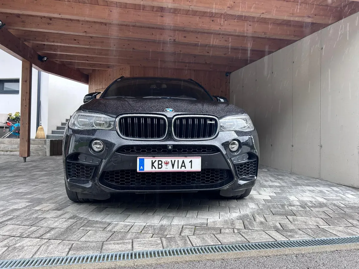 BMW X6 M 2017 photo 3