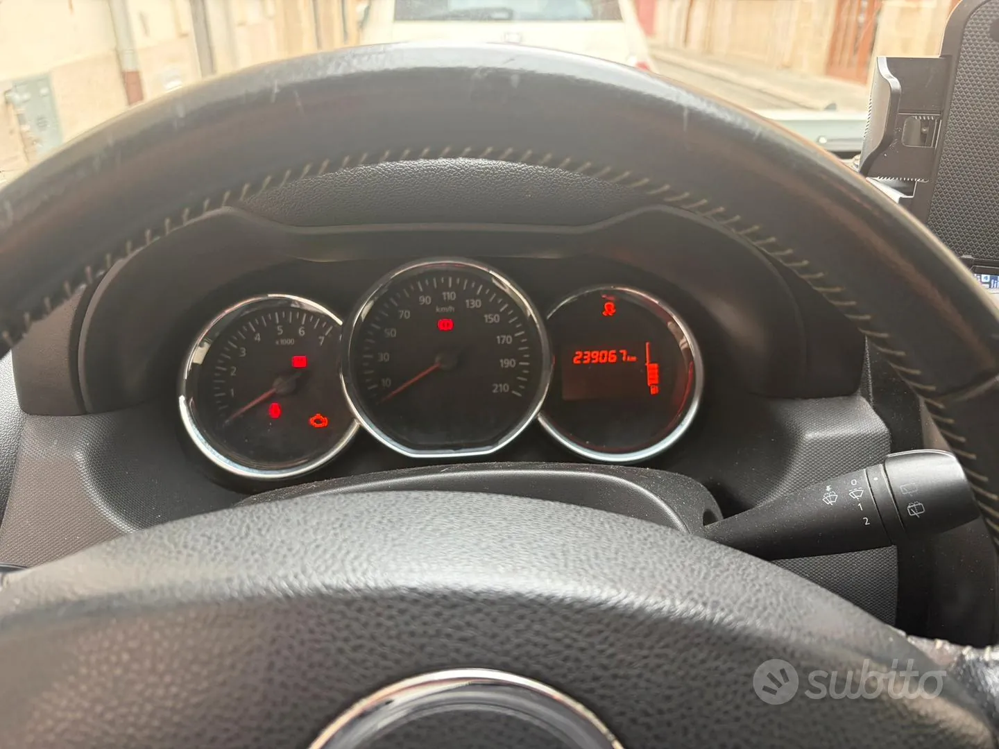 Dacia Duster 2014 photo 3