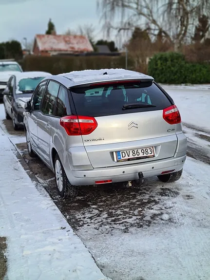 Citroen C4 Picasso 2009 photo 2