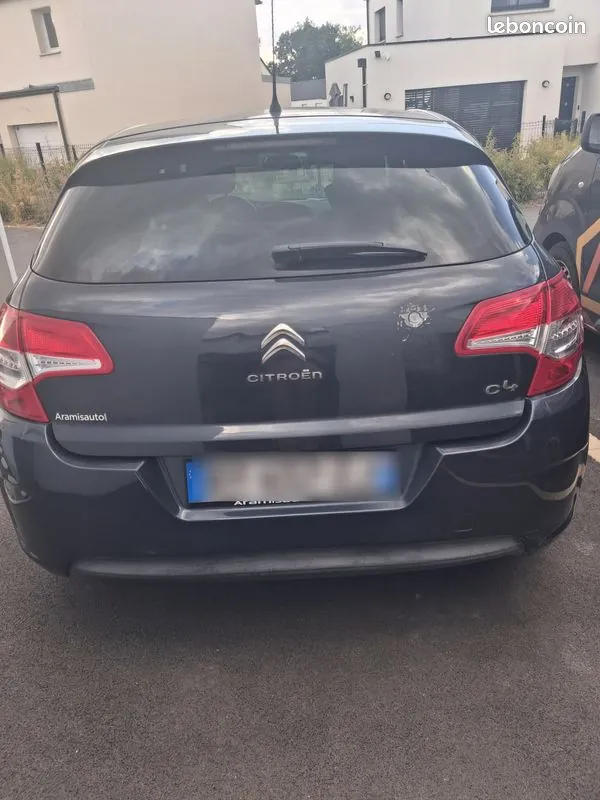 Citroen C4 2011 photo 3