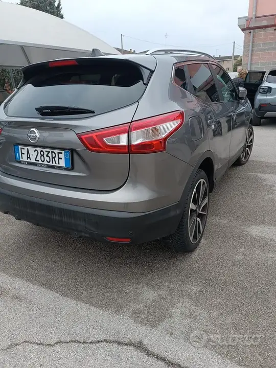 Nissan Qashqai 2015 photo 5