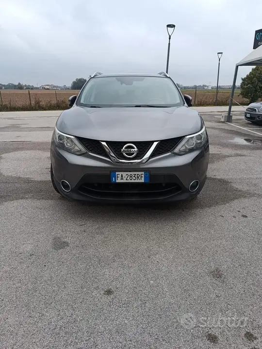 Nissan Qashqai 2015 photo 2