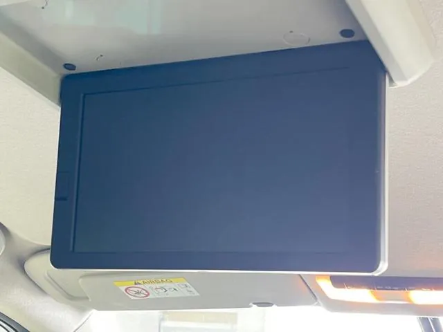 Nissan Serenade 2018 photo 4