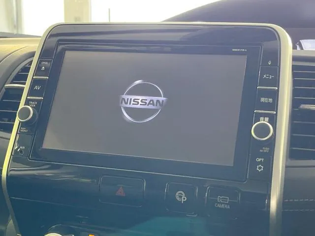 Nissan Serenade 2018 photo 3