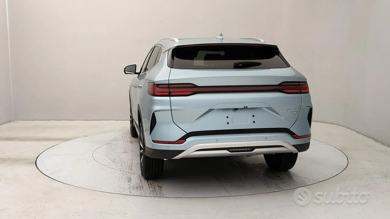 BYD Seal U 2026 photo 4