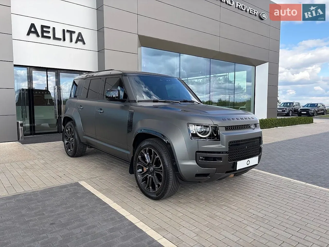 Land Rover Defender