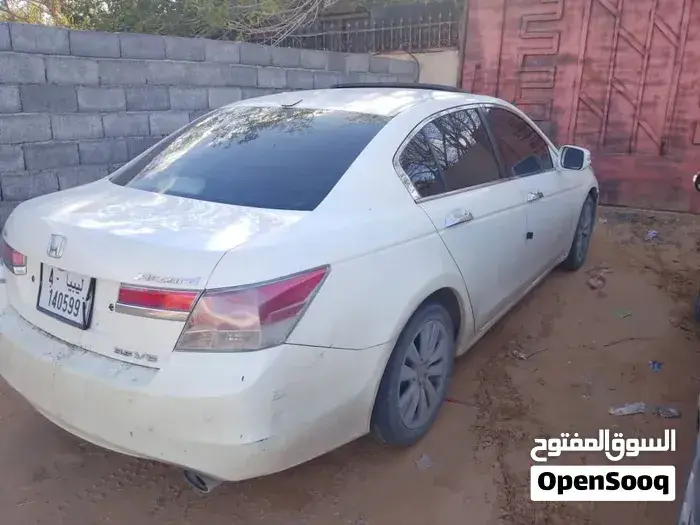 Hyundai Accent 2012 photo 2