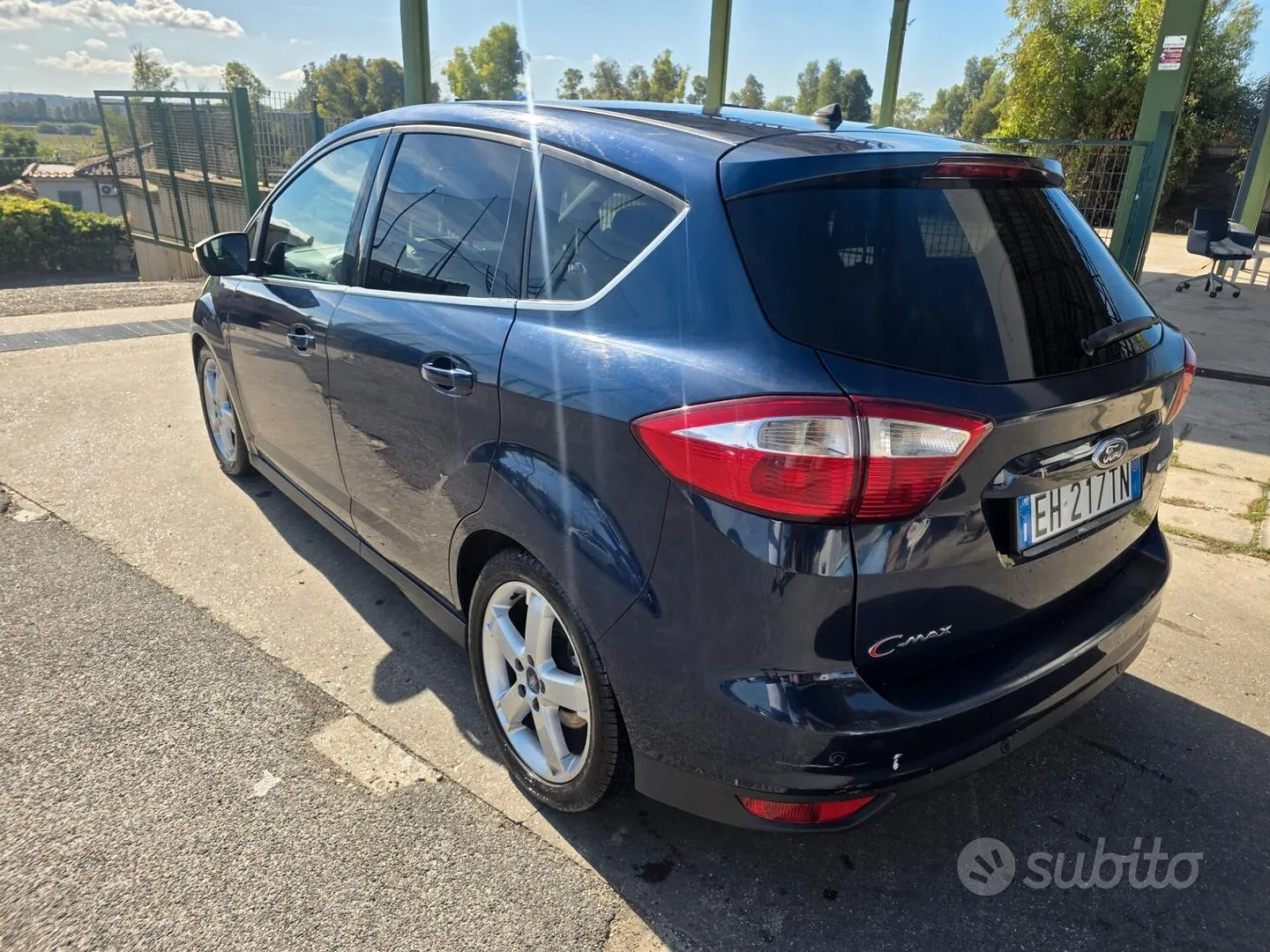 Ford C-Max 2012 photo 4
