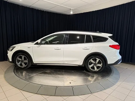 Ford Focus 2022 photo 3