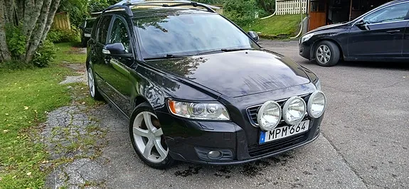Volvo V50 2011 photo 3