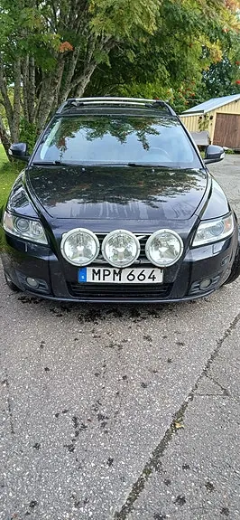 Volvo V50 2011 photo 2