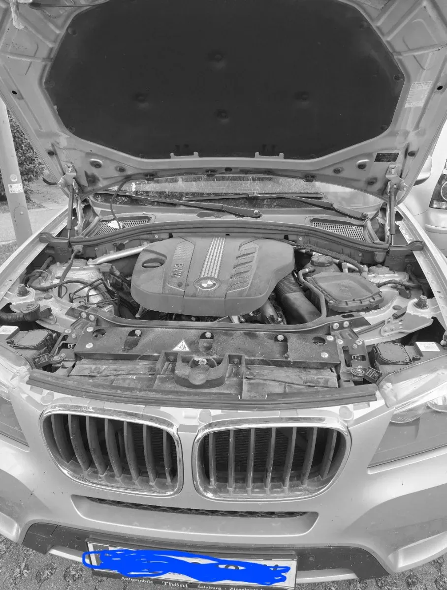 BMW X3 2011 photo 2