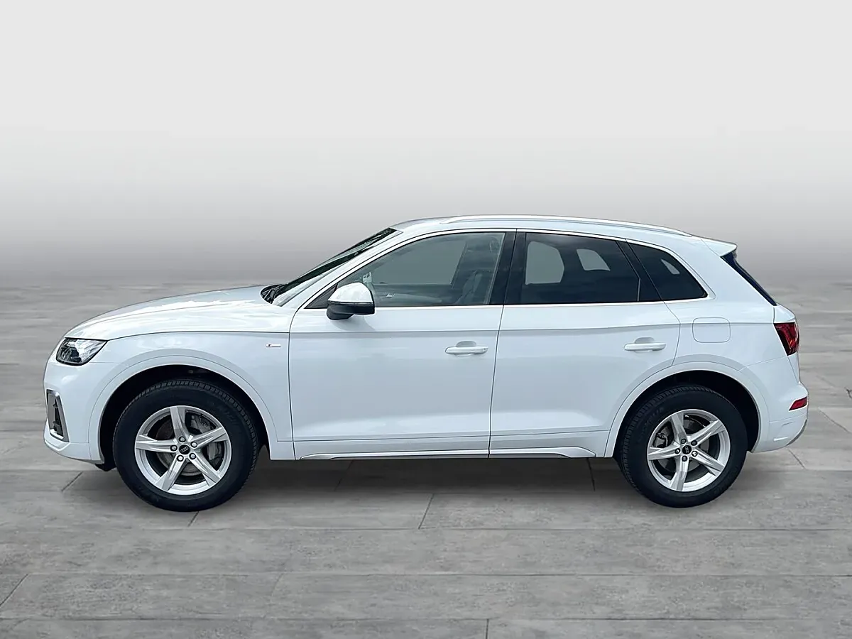 Audi Q5 2024 photo 2