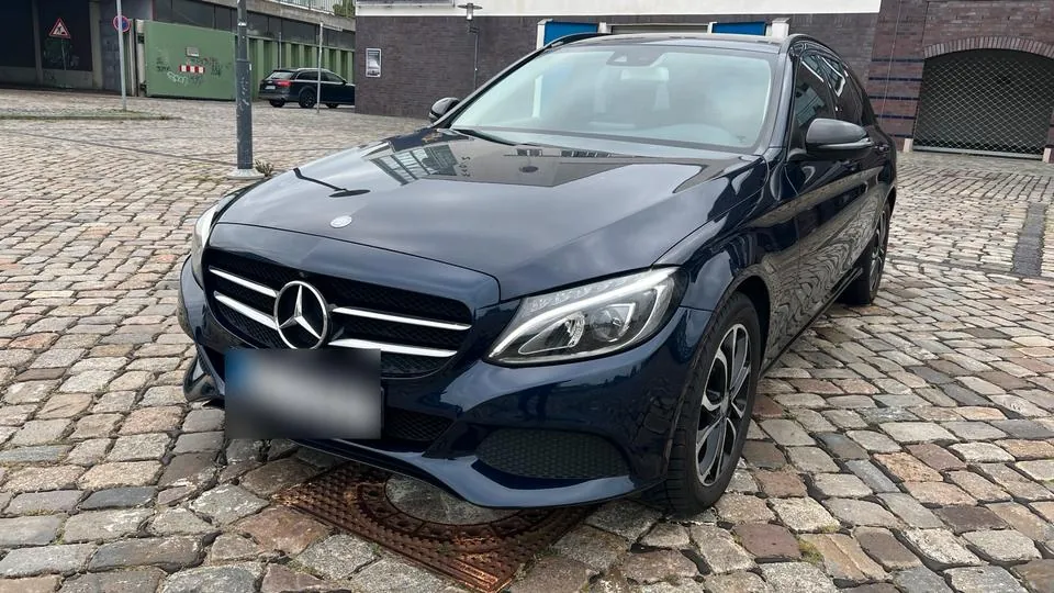 Mercedes-Benz C200D