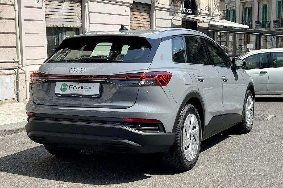 Audi Q4 2021 photo 5