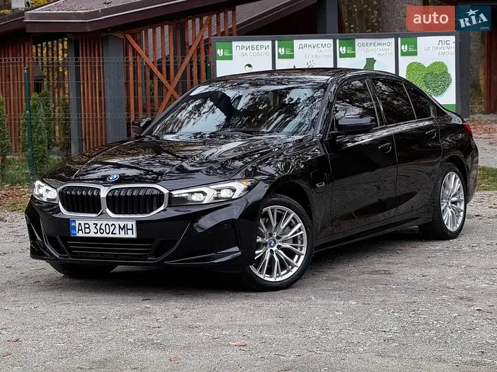 BMW 3 Series 2022 photo 4