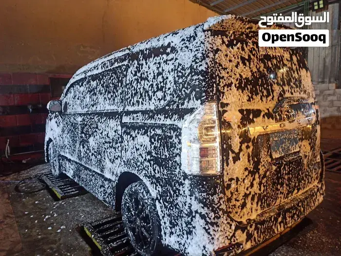 Toyota Voxy 2011 photo 2
