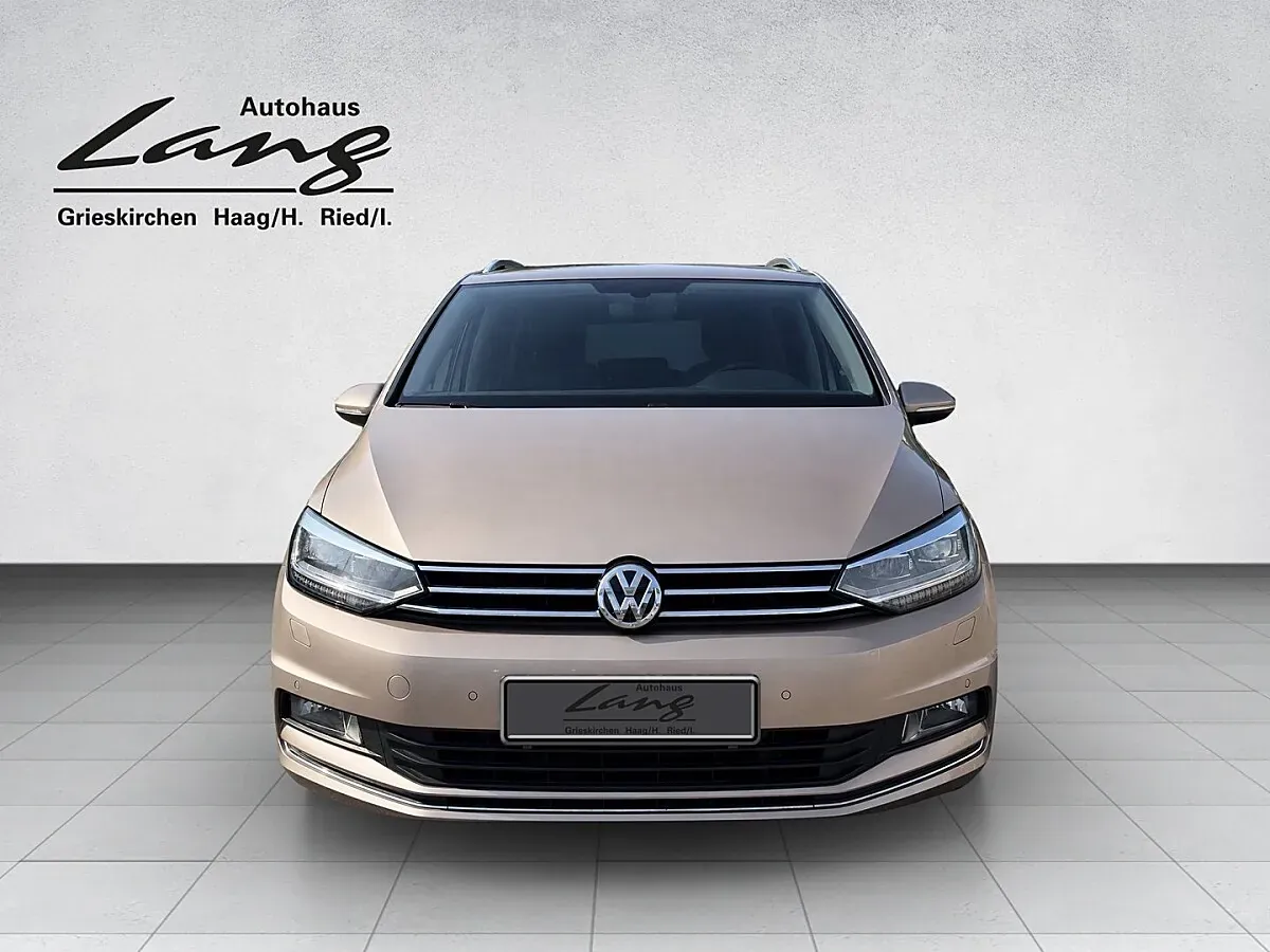 Volkswagen Touran 2016 photo 2