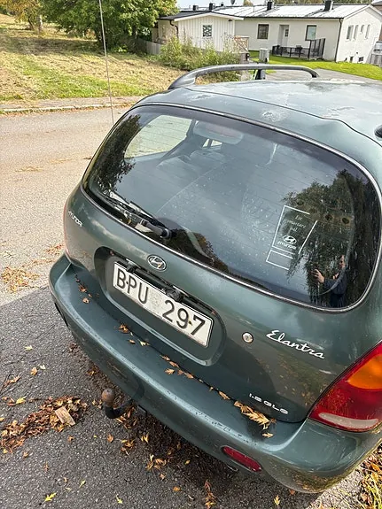 Hyundai Elantra 1996 photo 4