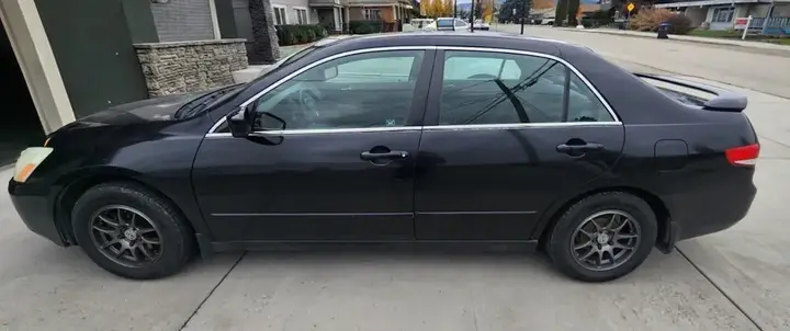 Honda Accord 2003 photo 3