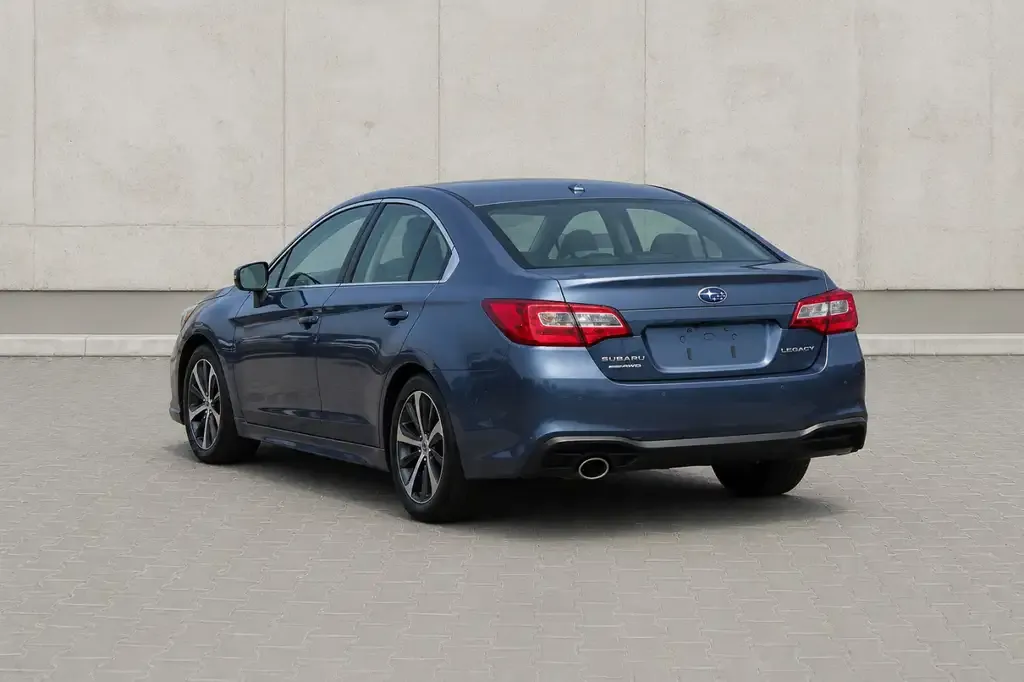Subaru Legacy 2018 photo 4