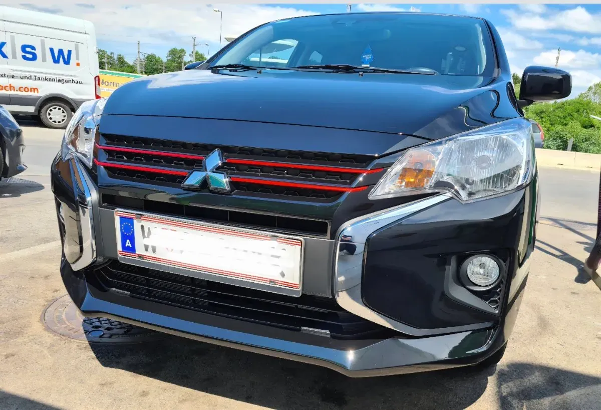 Mitsubishi Space Star 2021 photo 3