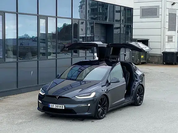 Tesla Model X 2023 photo 4