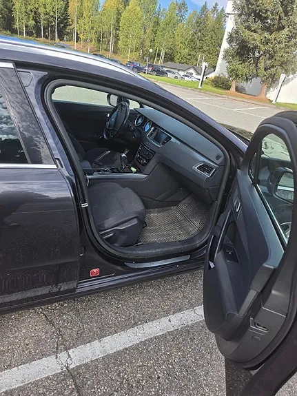 Peugeot 508 2013 photo 4