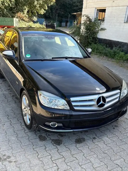 Mercedes-Benz C180