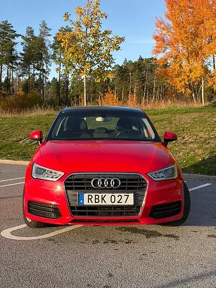 Audi A1 2015 photo 2