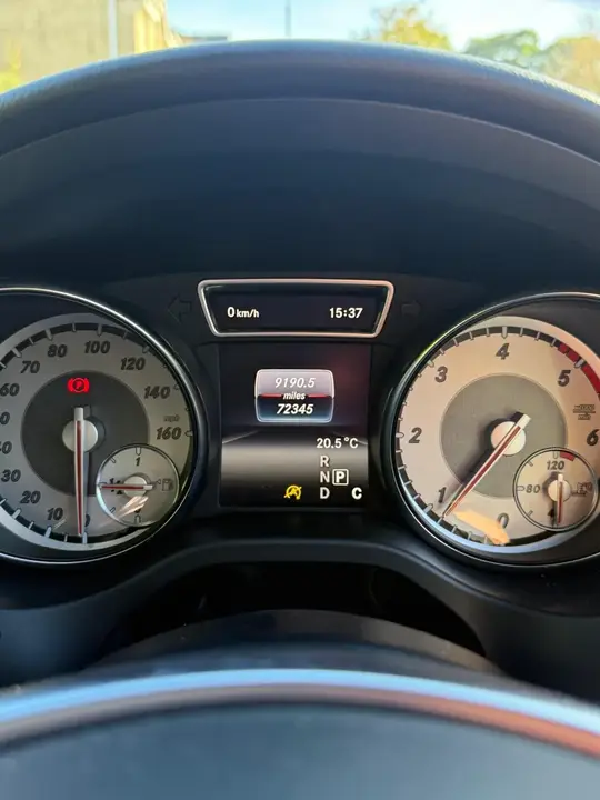 Mercedes-Benz Cla 2016 photo 2