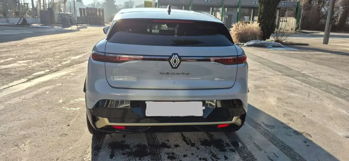 Renault Megane 2023 photo 3