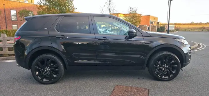 Land Rover Discovery Sport 2016 photo 3