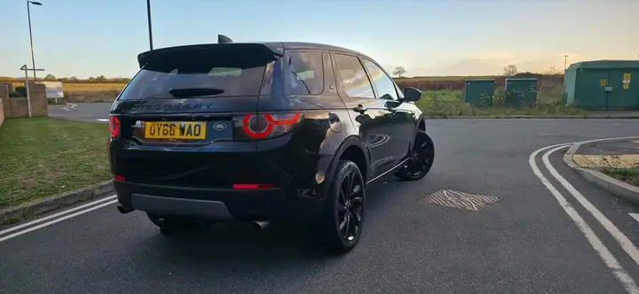 Land Rover Discovery Sport 2016 photo 5
