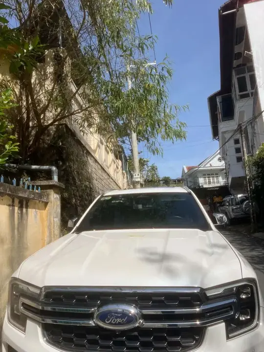 Ford Everest 2022 photo 2
