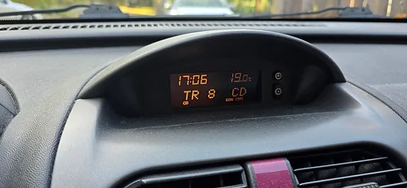 Opel Corsa 2004 photo 2