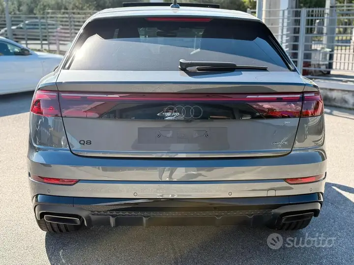 Audi Q8 photo 5