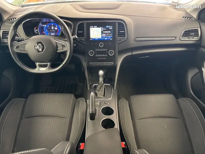 Renault Megane 2019 photo 3