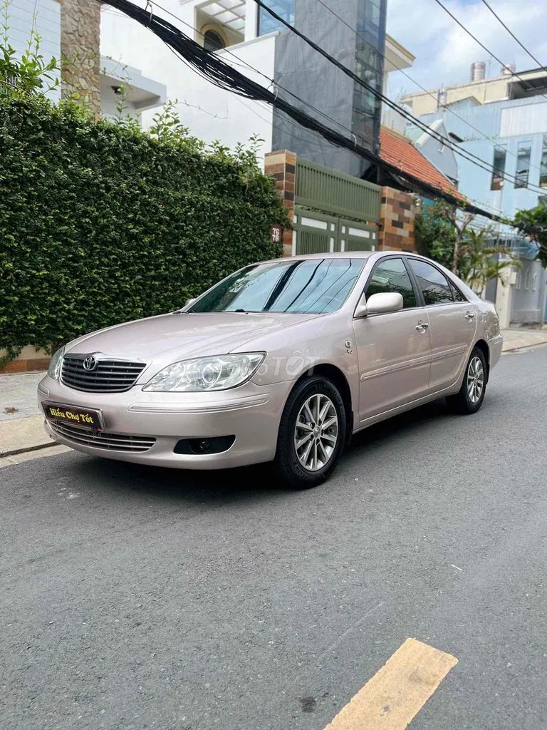 Toyota Camry 2003 photo 2