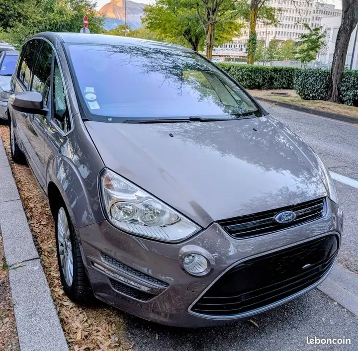 Ford S-Max