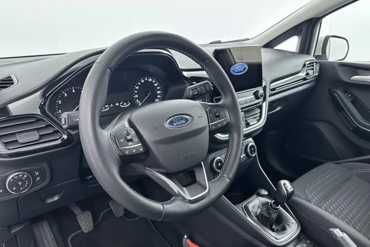 Ford Fiesta 2021 photo 2