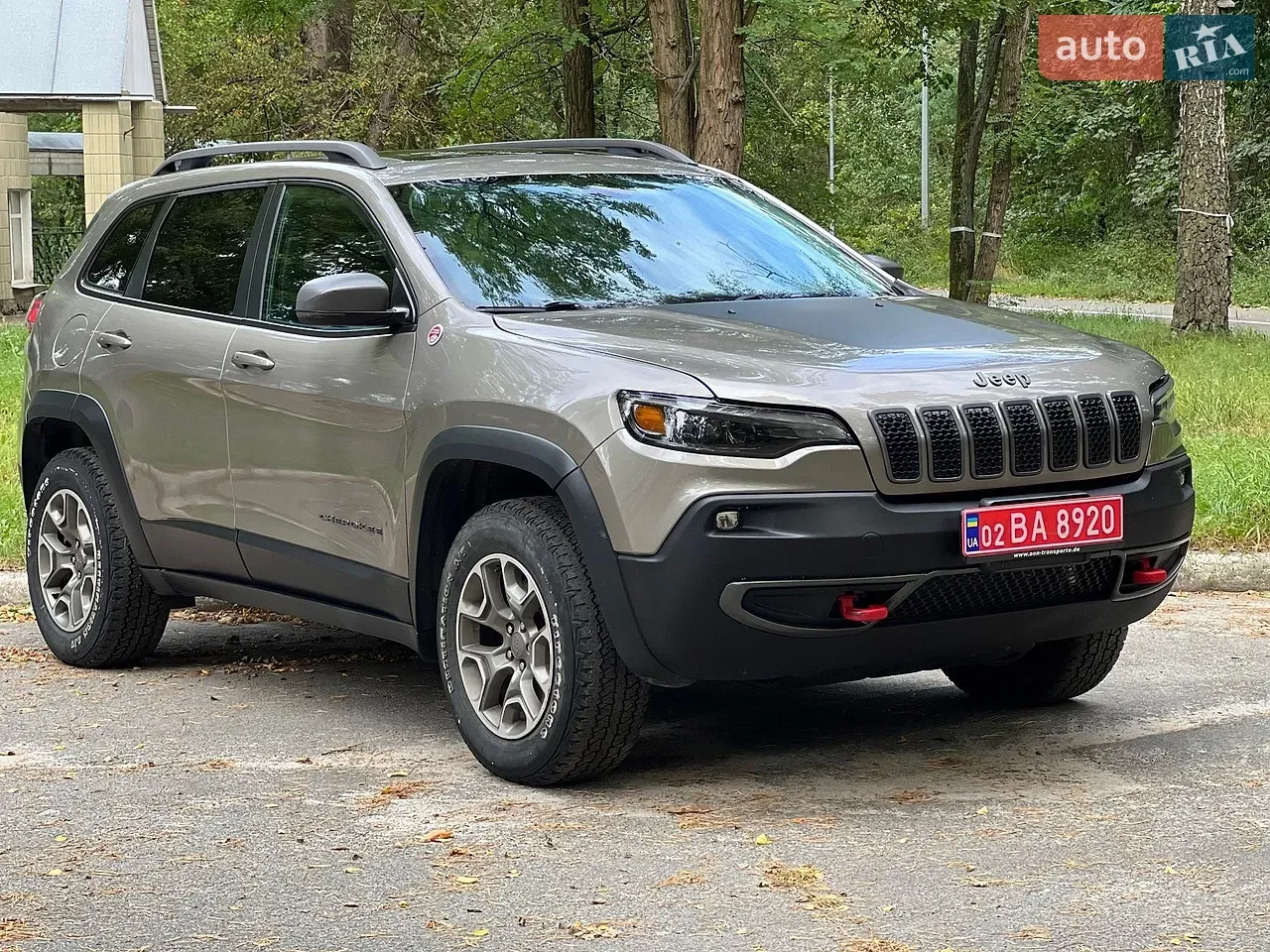 Jeep Cherokee 2019 photo 2